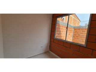 Foto 10 de ARRIENDO CASA CONJUNTO CERRADO PALAMANOVA CHINACOTA