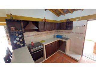 Foto 7 de ARRIENDO CABAÑA AMOBLADA POR MESES EN CHINACOTA