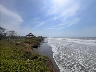 Foto 1 de VENTA DE ESPECTACULAR LOTE FRENTE AL MAR EN LOS CÓRDOBAS