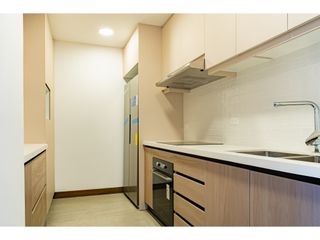 Foto 4 de SUITE EN RENTA AV. ORDOÑEZ LASSO CUENCA