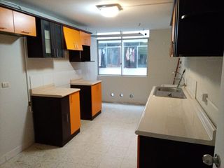 Foto 5 de VENTA DPTO 76m2 en 3ER PISO CONDOMINIO GAREZON CERCADO