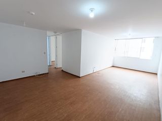 Foto 3 de VENTA DPTO 76m2 en 3ER PISO CONDOMINIO GAREZON CERCADO