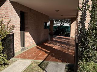 Foto 2 de Casa en Alquiler de 3 dormitorios en Los Sueños, Valle Escondido
