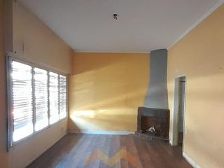 Foto 3 de Casa apta oficina en alquiler