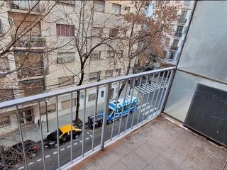 Foto 1 de VENTA - 2 Ambientes con balcón al frente - ONCE