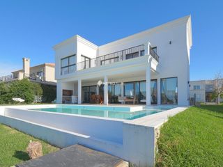 Foto 43 de Casa en Venta con tres habitaciones barrio Ceibos Puertos del Lago