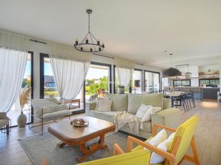Foto 5 de Casa en Venta con tres habitaciones barrio Ceibos Puertos del Lago