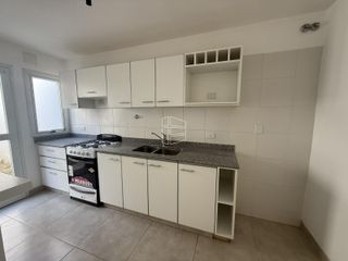 Foto 5 de Venta- Dúplex de 2 Dormitorios en Barrio Los Olmos  - D057