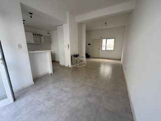 Foto 9 de Venta- Dúplex de 2 Dormitorios en Barrio Los Olmos  - D057