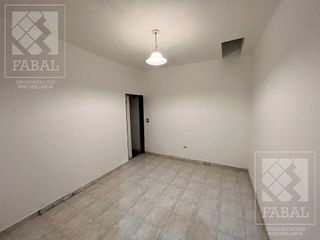 Foto 12 de Casa alquiler Belgrano, 3 dormitorios, 3 baños, cochera x 3 autos y patio con parrilla