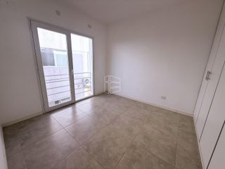 Foto 13 de Alquiler - Dúplex de 2 Dormitorios en Barrio Los Olmos  - A043