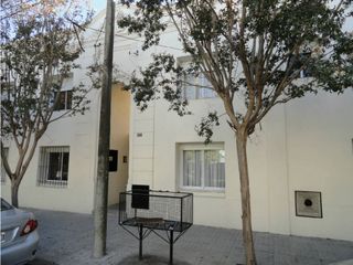 Foto 1 de Depto. pleno centro a mts Pza España!