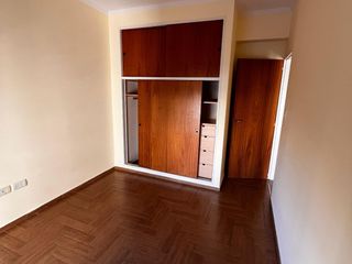 Foto 15 de Departamento en alquiler de 3 dormitorios c/ cochera en Centro