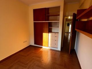 Foto 9 de Departamento en alquiler de 3 dormitorios c/ cochera en Centro