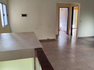 Foto 4 de Departamento Tipo Casa en alquiler en Lanus Este