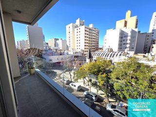 Foto 7 de Departamento en alquiler de 2 dormitorios c/ cochera en Centro