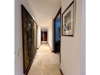 Foto 3 de Venta apartamento con terraza sector Catay El Poblado.