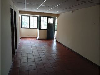 Foto 1 de ALQUILER APARTAMENTO DUPLEX CALI BARRIO  GUADUALES