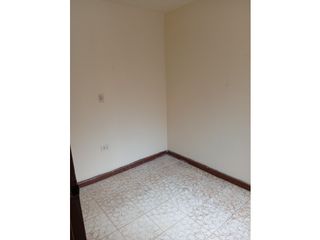 Foto 8 de ALQUILER APARTAMENTO DUPLEX CALI BARRIO  GUADUALES