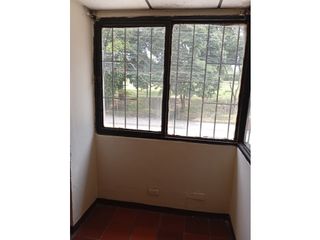 Foto 16 de ALQUILER APARTAMENTO DUPLEX CALI BARRIO  GUADUALES