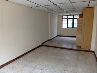 Foto 14 de ALQUILER APARTAMENTO DUPLEX CALI BARRIO  GUADUALES