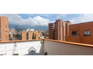 Foto 26 de VENTA DE APARTAMENTO DUPLEX EN MEDELLIN, SECTOR LAURELES NOGAL