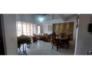 Foto 3 de VENTA DE APARTAMENTO DUPLEX EN MEDELLIN, SECTOR LAURELES NOGAL