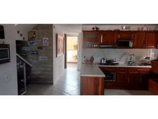 Foto 9 de VENTA DE APARTAMENTO DUPLEX EN MEDELLIN, SECTOR LAURELES NOGAL