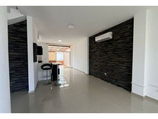 Foto 5 de VENTA CASA MODERNA 3 DORMITORIOS CONJUNTO MONTEBELLUNO SANTO DOMINGO ECUADOR