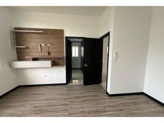 Foto 17 de VENTA CASA MODERNA 3 DORMITORIOS CONJUNTO MONTEBELLUNO SANTO DOMINGO ECUADOR