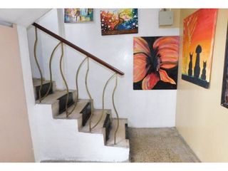 Foto 5 de VENTA CASA COMERCIAL ESQUINERA  EN SANTO DOMINGO