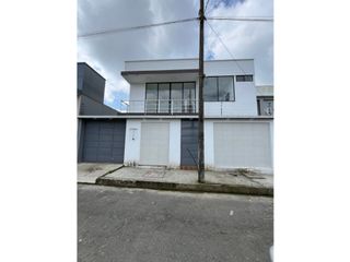 Foto 1 de VENTA CASA NUEVA CON PISCINA EN PLAZA ASTURIAS SANTO DOMINGO