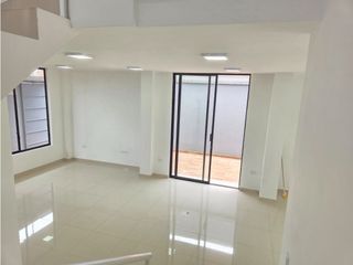 Foto 10 de VENTA CASA NUEVA CON PISCINA EN PLAZA ASTURIAS SANTO DOMINGO