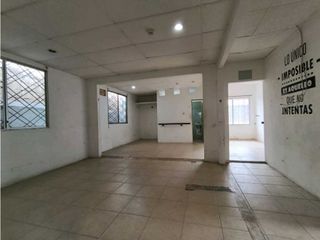 Foto 8 de Casa en Alquiler - Kennedy Vieja | Uso de Suelo Comercial