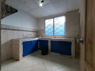 Foto 7 de Casa en Alquiler - Kennedy Vieja | Uso de Suelo Comercial