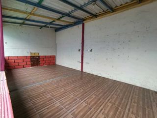 Foto 11 de Casa en Alquiler - Kennedy Vieja | Uso de Suelo Comercial