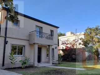 Foto 1 de Casa - Yerba Buena