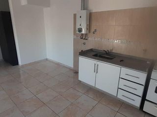 Foto 6 de Oficina en  alquiler, un dormitorio, Zona norte, Centenario prox a Cerro