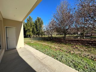 Foto 10 de Casa en  venta en haras del sur II