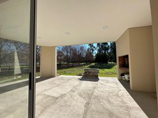 Foto 9 de Casa en  venta en haras del sur II