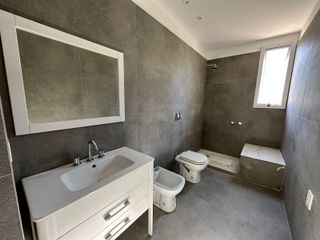 Foto 18 de Casa en  venta en haras del sur II