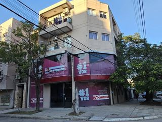 Foto 2 de Departamento en Av Belgrano 1100