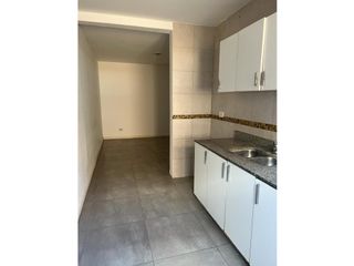 Foto 3 de DEPARTAMENTO EN ALQUILER EN BENAVIDEZ -  PLANTA BAJA