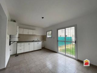 Foto 12 de Villa Allende Centro, alquiler dúplex dos dormitorios, con cochera