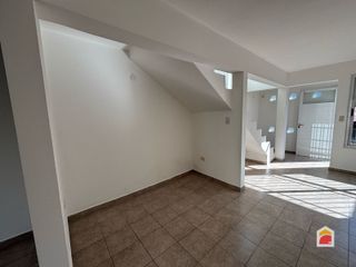 Foto 6 de Villa Allende Centro, alquiler dúplex dos dormitorios, con cochera