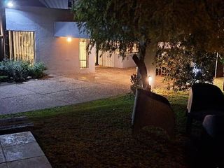 Foto 10 de Alquiler de Casa  c/ cochera y pisicina  en Villa Allende Golf