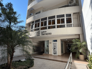 Foto 1 de Departamento en alquiler c/ cochera. Av. Sarmiento 566