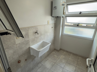 Foto 6 de Departamento en alquiler c/ cochera. Av. Sarmiento 566