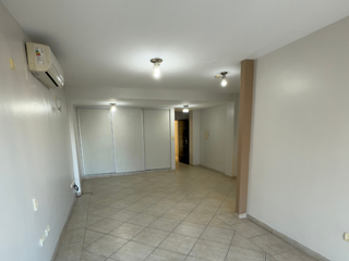 Foto 4 de Departamento en alquiler c/ cochera. Av. Sarmiento 566