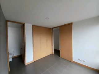 Foto 11 de Alquiler  Apartamento Poblado Lalinde 9289893 DL